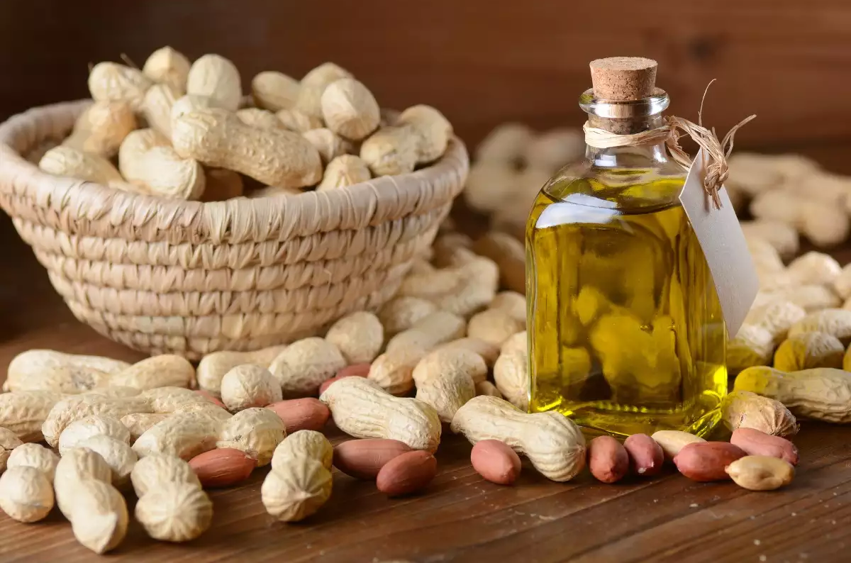 The Benefits of Peanut Oil A Nutritional Powerhouse