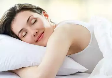 6 Beauty Habits to Practice Before Sleep