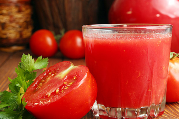 Top 10 Benefits of Tomato Juice